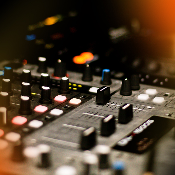 How Much Do Sound Editors Make at Laurie Harper blog